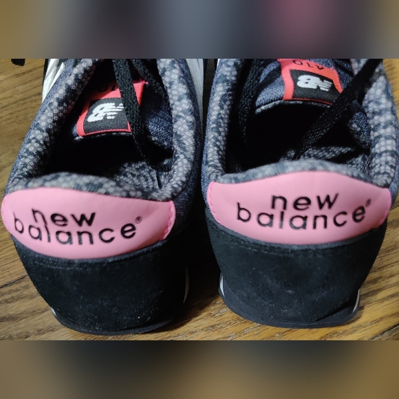 (Used) New Balance - Womens 410 Optic Pop WL410OPA (Used) - Picture 11 of 14